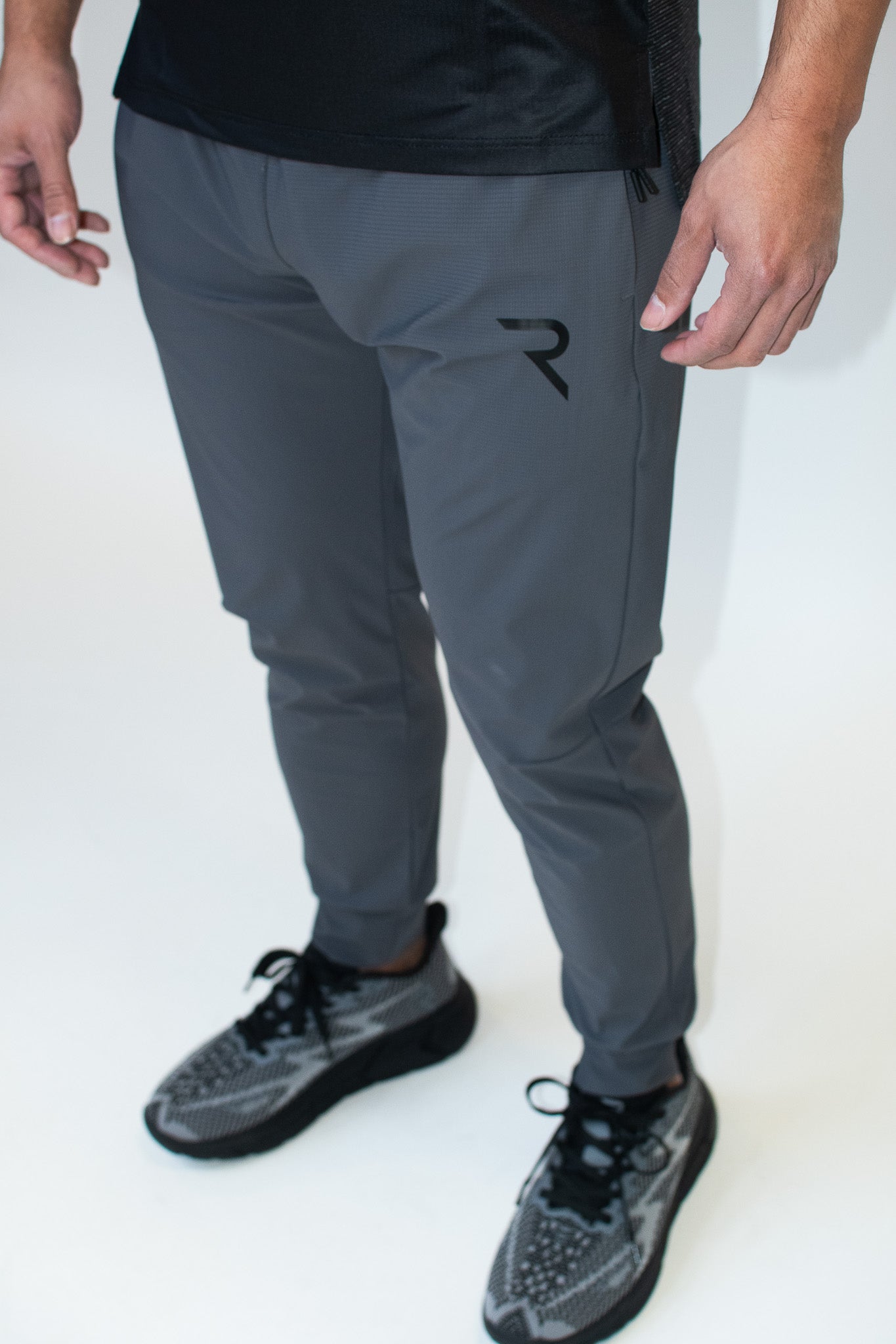 R Logo Fit Joggers Grey