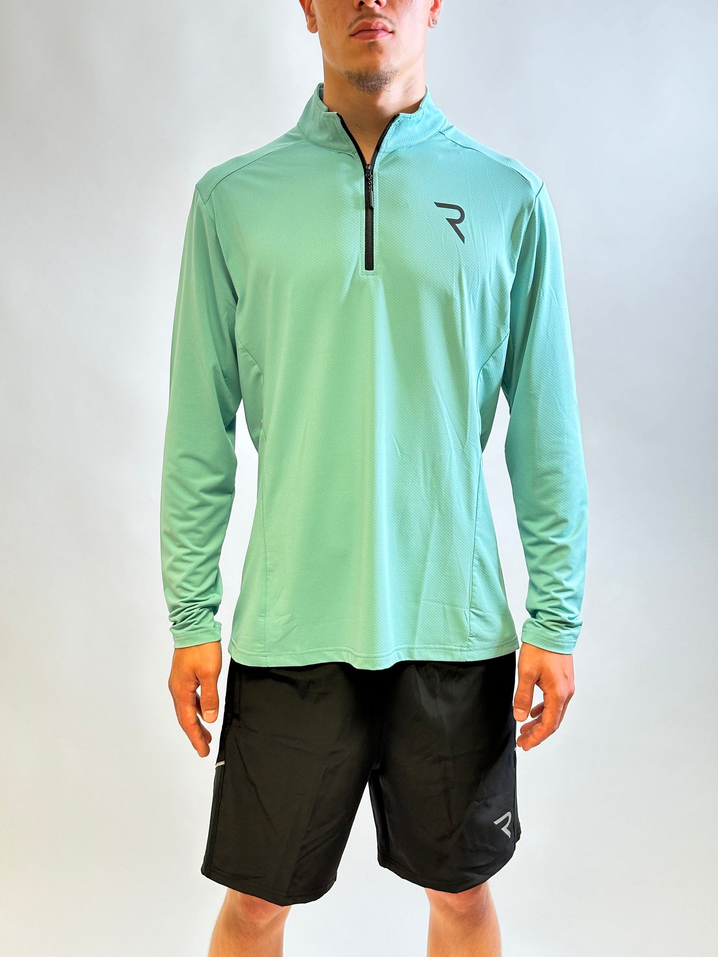 Tech 1/2 zip Long Sleeve